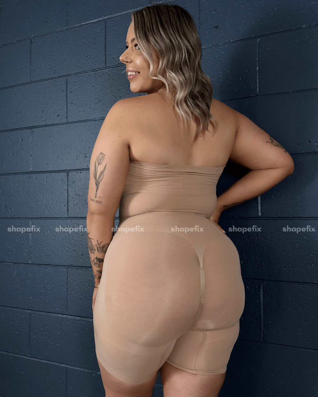 Seamless Sculpt Strapless Shapewear